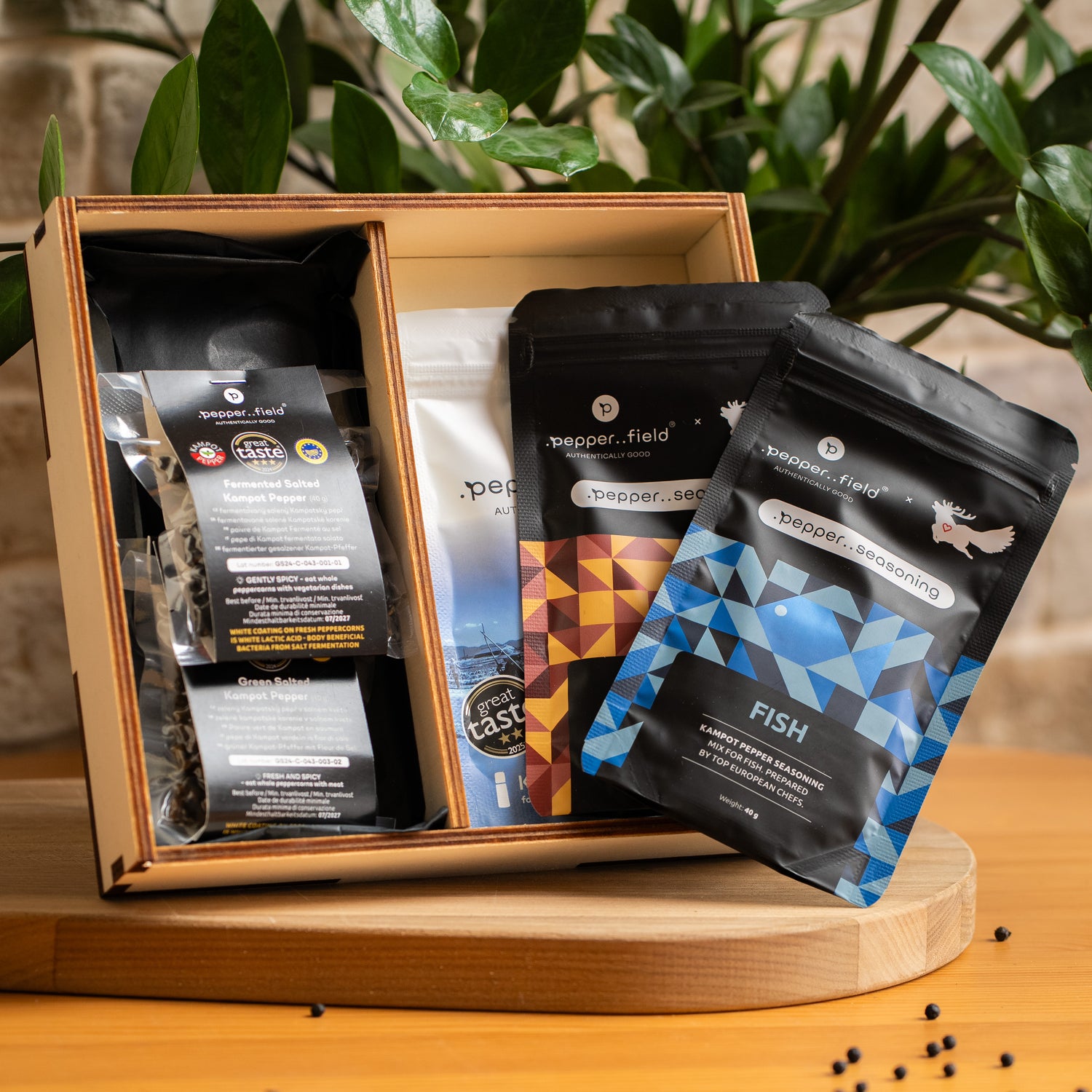 Grilling advantageous set for fish and chicken + free gift box 